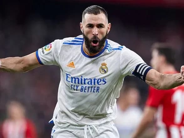 Дубль Бенземи приніс “Реалу” 14-ту перемогу в сезоні Прімери