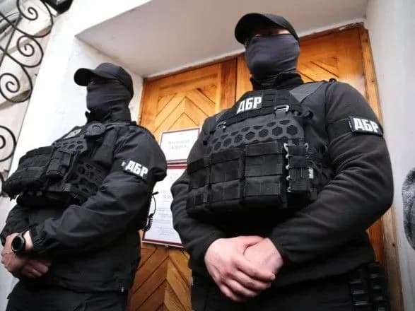 Вугільна справа: у ДБР підтвердили, що приходили з обшуками до соратників Порошенка - шукали документи