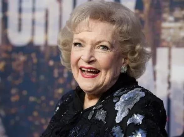 Померла лауреат шести премій "Еммі" 99-річна актриса Бетті Вайт