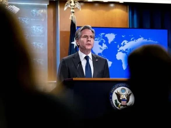Блинкен заявил, что Россия продвигает "ложные нарративы" в отношении Украины накануне переговоров