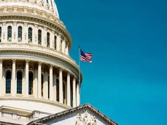 Адміністрація Байдена обговорює передачу Україні переносних зенітно-ракетних комплексів Stinger