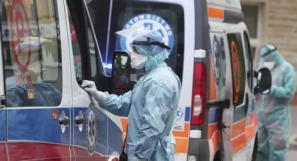 Польща очікує, що до середини лютого кількість випадків COVID-19 перевищить 60 тисяч на день