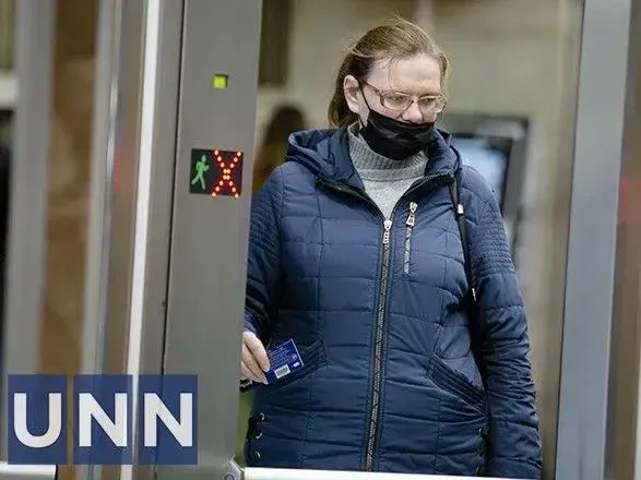 Ситуація погіршується: у Києві за добу рекордні 2,4 тис. випадків коронавірусу