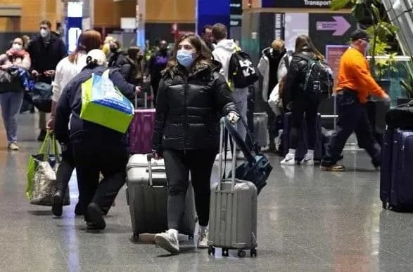 У США через сніговий шторм скасували близько 1300 авіарейсів