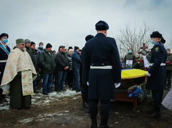 Сегодня похоронили трех нацгвардейцев, погибших во время стрельбы в Днепре