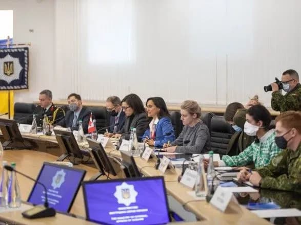 Канада найближчим часом відправить в Україну 60 військових для розширення місії UNIFIER - міністр