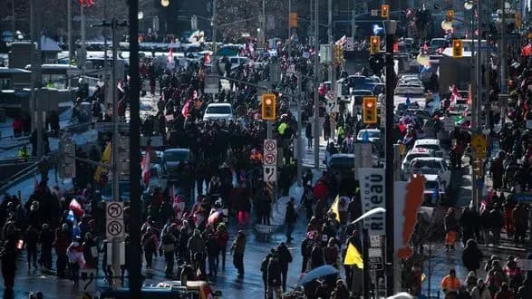 Поліція Оттави пообіцяла розігнати протест "небезпечних" далекобійників