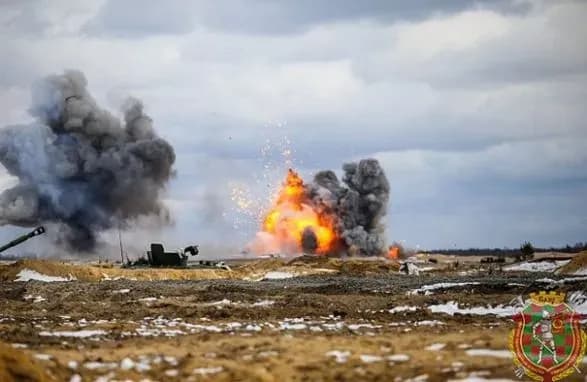 Гради, гаубиці, міномети: міноборони Росії опублікувало кадри навчань в Білорусі