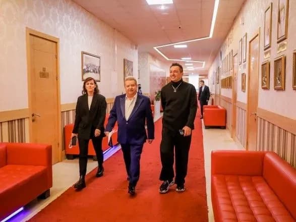 Прем’єри від Вєрки Сердючки та Олега Винника: Михайло Поплавський анонсував ювілейну “Українську пісню року 2021”