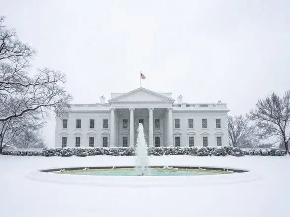 Bloomberg: администрация Байдена изучает возможность дополнительной экономической помощи Украине