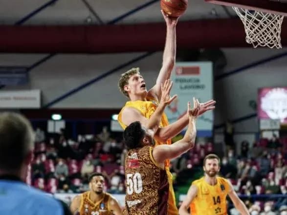 Центровий збірної України став найрезультативнішим гравцем матчу Єврокубку