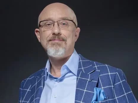 Резніков про обстріли на Донбасі: на озброєнні бойовиків стоять мавпи з гранатами