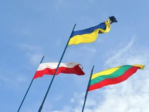 До України завтра з офіційним візитом приїдуть президенти Польщі та Литви