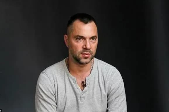 Під час вторгнення в Україну загинули майже 400 російських військових — Арестович