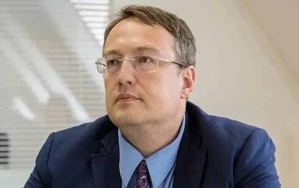 Російські окупанти розстріляли автомобіль, в якому перебували двоє чоловіків і жінка - Геращенко