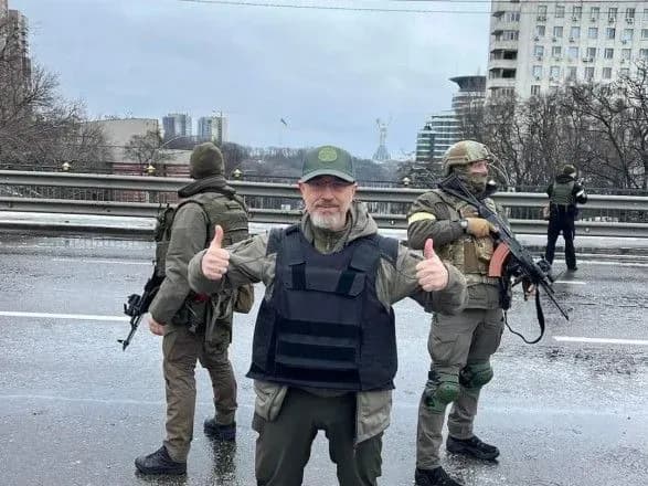 Уже понад 66 тисяч чоловіків повернулись з-за кордону захищати Україну - Резніков