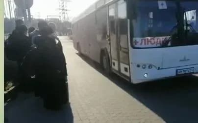 До Маріуполя виїхали евакуаційні автобуси