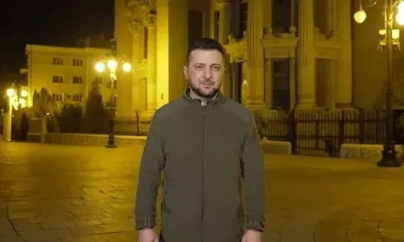 Президент повідомив про спрощення перетину кордону для вантажів з гуманітарною допомогою