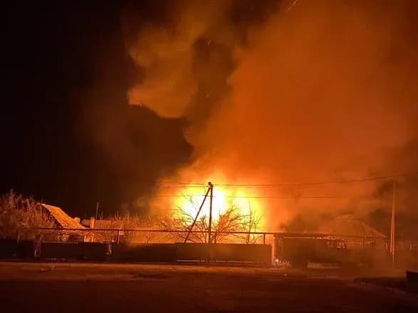 Ворог за добу вдарив "Градами", авіацією та артилерією по 8 містам та селам Донеччини