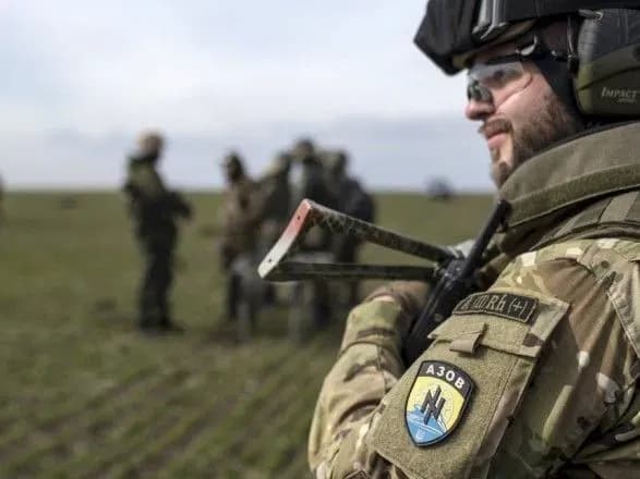 У Маріуполі бійці "Азову" знищили три ворожі танки та понад 60 піхотинців