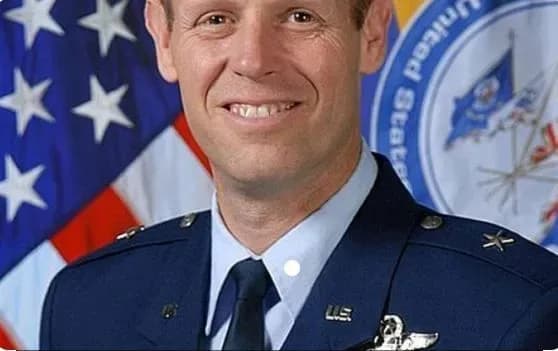 Бригадний генерал США запропонував надати сучасну зброю Україні замість безпольотної зони