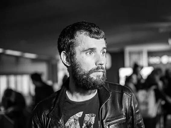 В Мариуполе от ракеты оккупантов погиб литовский документалист Мантас Кведаравичюс