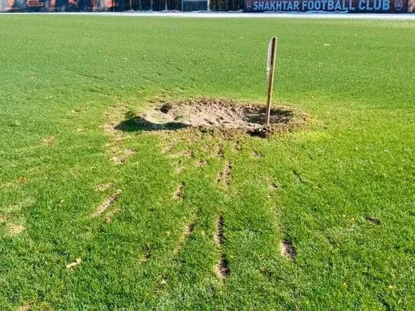 Окупанти обстріляли тренувальну базу "Шахтаря" під Києвом