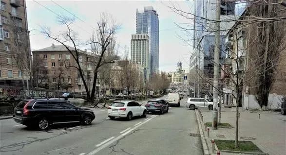 Кличко закликав поки що не повертатися до Києва, є загроза обстрілів