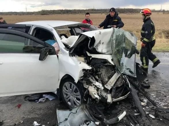 Смертельное ДТП на Львовщине: погибла женщина и двое детей