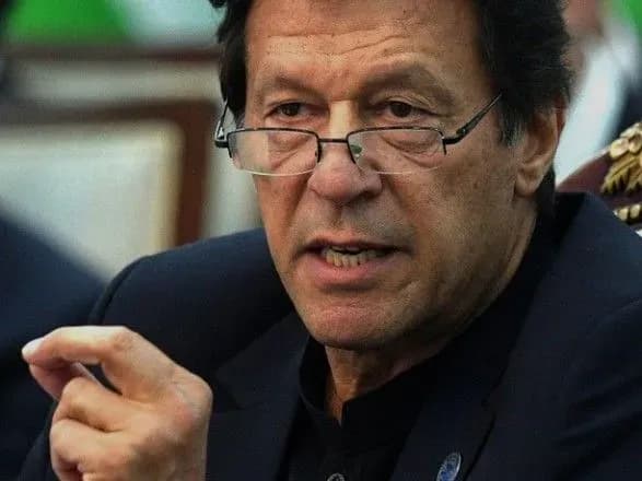 Вперше в історії країни: парламент Пакистану відправив прем'єра у відставку, оголосивши недовіру