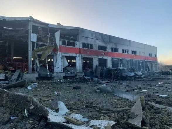 Окупанти обстріляли сортувальний центр "Нової пошти" у Миколаєві