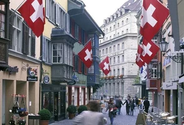 Війна в України посилила підтримку співпраці Швейцарії з НАТО