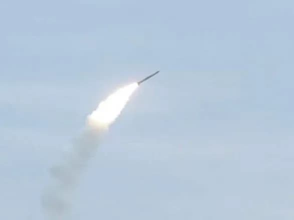 Окупанти завдали три ракетні удари по Дніпропетровщині: розтрощене залізничне полотно і контактна мережа