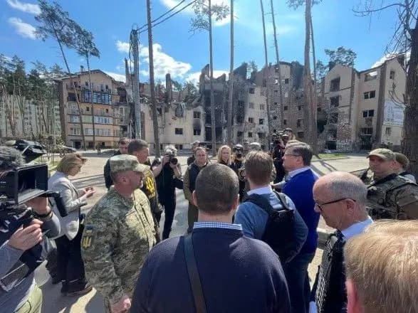 Глава МЗС Данії відвідав зруйнований окупантами Ірпінь