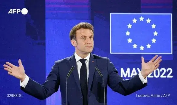 Макрон: на заявку Києва щодо членства в ЄС підуть "роки, якщо не десятиліття". Правила потрібно міняти