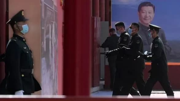 Китай хоче захопити Тайвань мирним шляхом, але готує війська - розвідка США