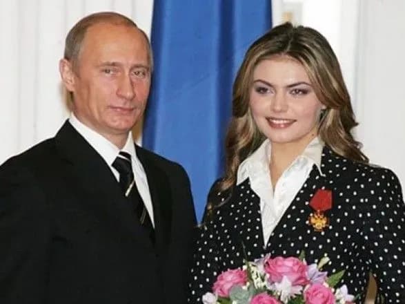 Велика Британія ввела санкції проти кабаєвої та ексдружини путіна