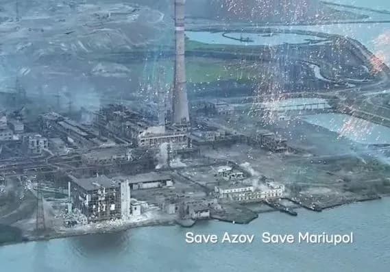 Окупанти вперше обстріляли "Азовсталь" запалювальними або фосфорними бомбами – радник мера