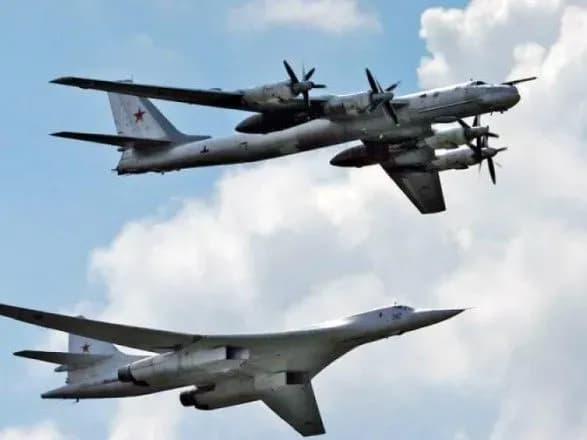 Авіація рф зосереджується на обстрілі об’єктів у Східній зоні та промислових об’єктах у глибині України – Генштаб