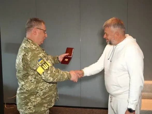 Президент ФК "Рух" Григорій Козловський отримав "Знак пошани" за допомогу ЗСУ