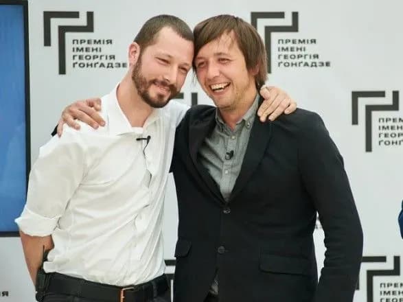 До последнего освещали блокаду Мариуполя: премию Гонгадзе получают фотографы Чернов и Малолетка