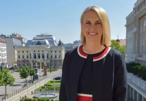 Посол США в Україні Бріджит Брінк прибула до Києва