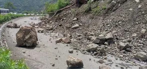 Чотири людини загинули, 14 постраждали внаслідок землетрусу на південному заході Китаю