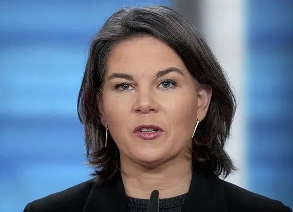 Мы не закрываем дверь прямо перед их носом: Германия поддержала статус кандидата в ЕС для Украины