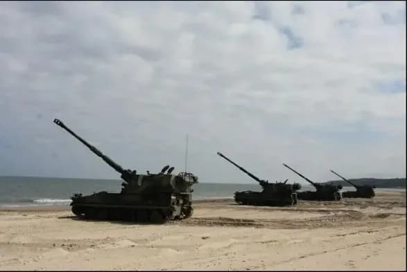 Найбільший контракт за 30 років: Польща поставить Україні понад 50 гармат-гаубиць Krab