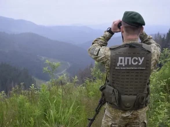 росія продовжує тримати своїх військових на прикордонні Сумщини та Чернігівщини – ДПСУ