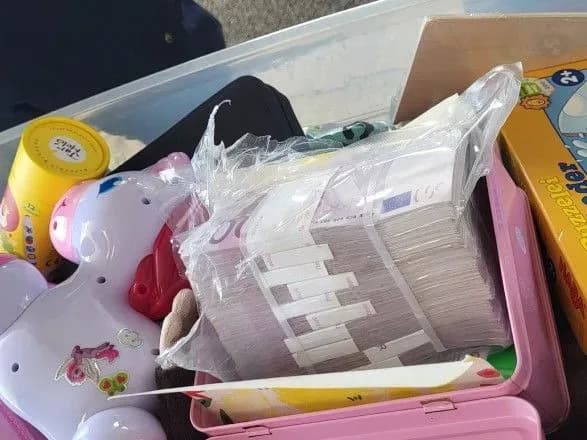 У Сербії затримали українця, ймовірно, екс-главу внутрішньої безпеки СБУ Наумова