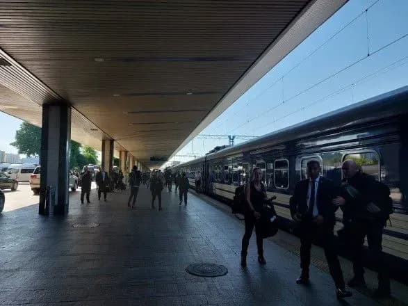 Макрон прибув до Києва - МЗС Франції