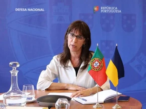 Португалія готова навчати українських військових, але не давати зброю