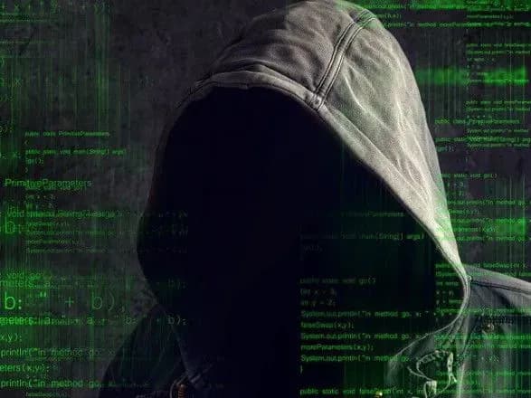 Кіберполіція від початку війни викрила майже 500 онлайн-шахраїв